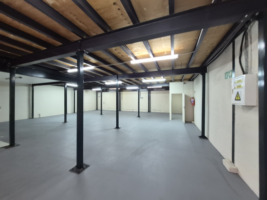 To Let Commercial Property for Rent in Maitland Western Cape